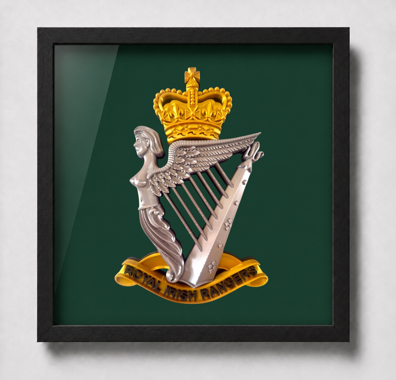 Royal Irish Rangers Cap Badge Display Frame | Gold, Silver & Black - Precision Military Emblems