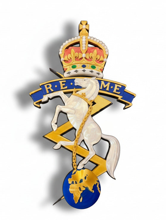 Corps of Royal Electrical and Mechanical Engineers (REME)Cap Badge Kings Crown