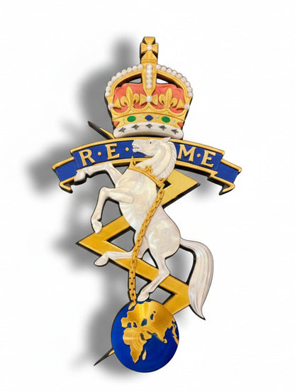 Corps of Royal Electrical and Mechanical Engineers (REME)Cap Badge Kings Crown