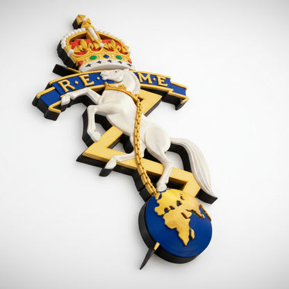 Corps of Royal Electrical and Mechanical Engineers (REME)Cap Badge Kings Crown