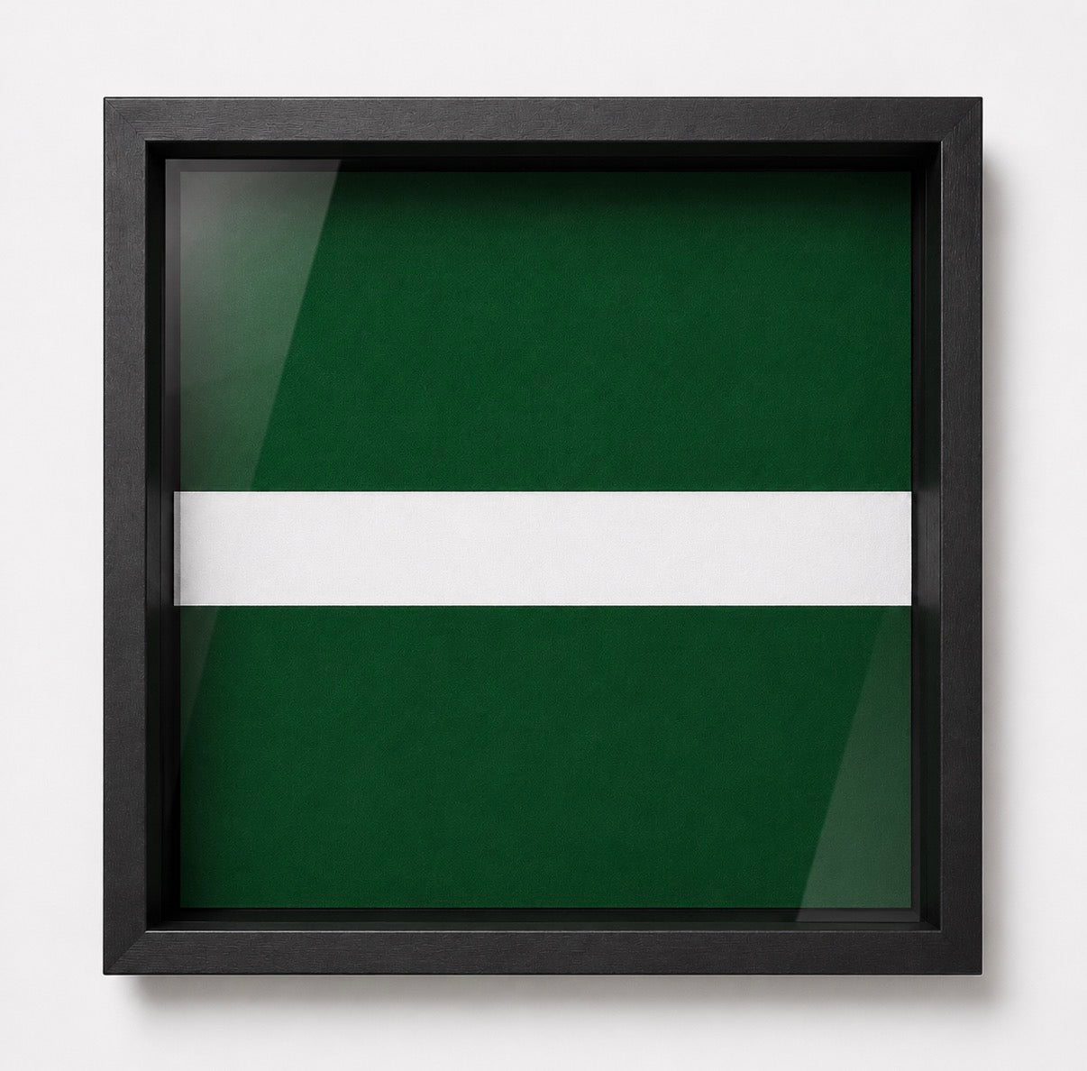 Green Howards Cap Badge Display Frame - Precision Military Emblems 
