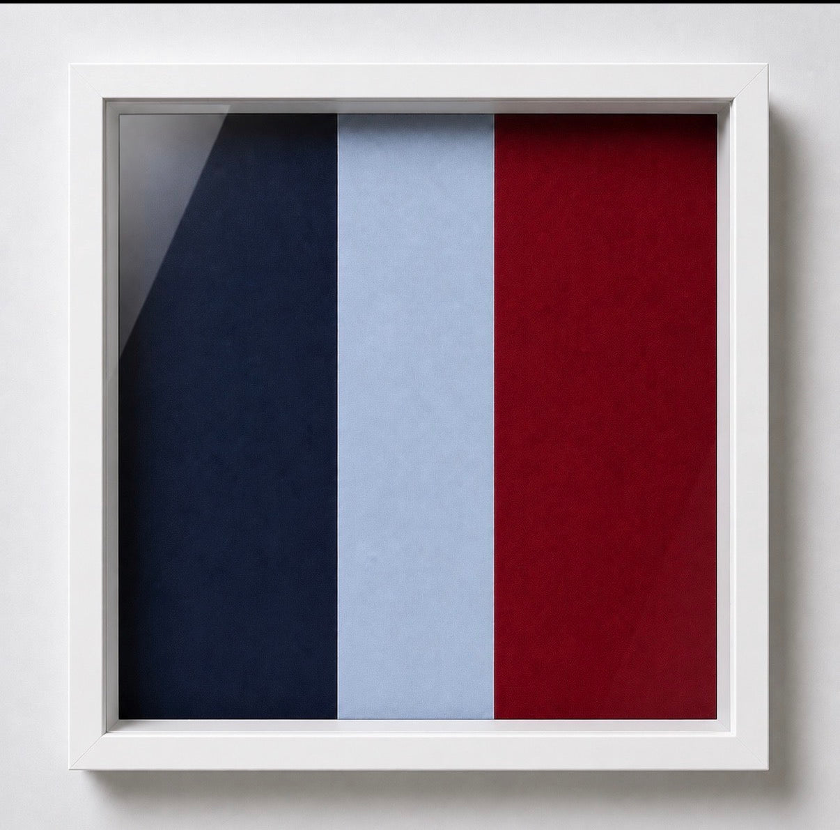 Royal Air Force Emblem – Queen's Crown (MOD Portal Artwork) Display Frame - Precision Military Emblems 