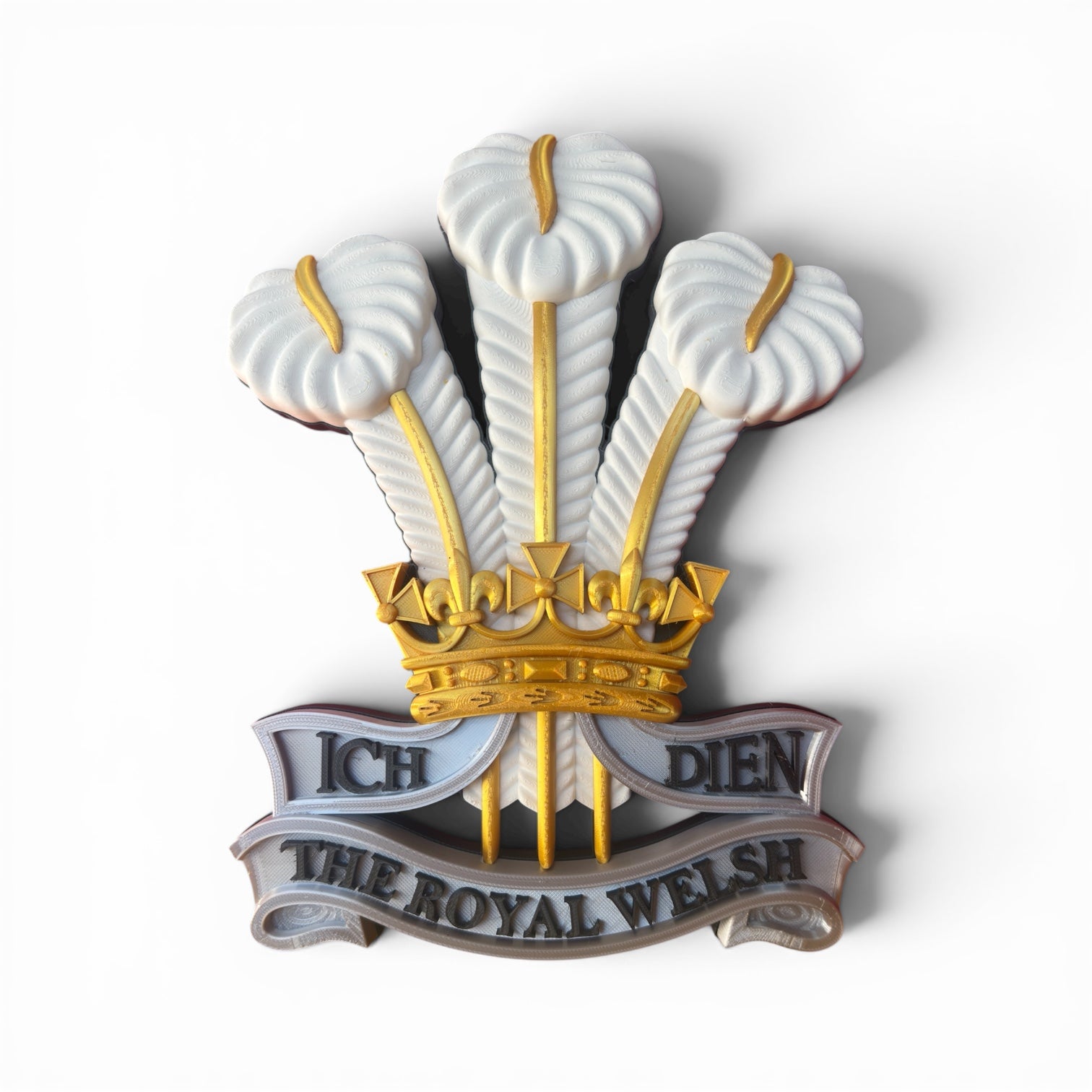 The Royal Welsh Silver, Gold &amp; White Cap Badge - Precision Military Emblems