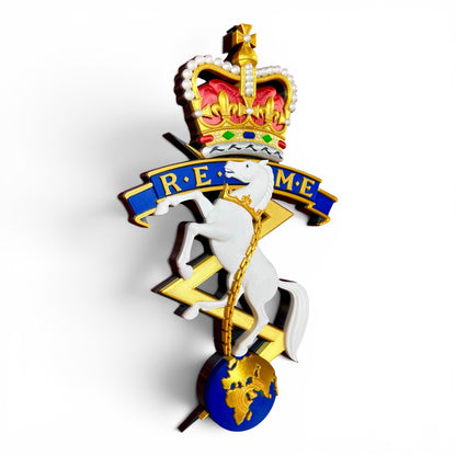 REME Queen's Crown Cap Badge - Precision Military Emblems 