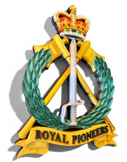 Royal Pioneers Full Colour Cap Badge Crest - Precision Military Emblems 
