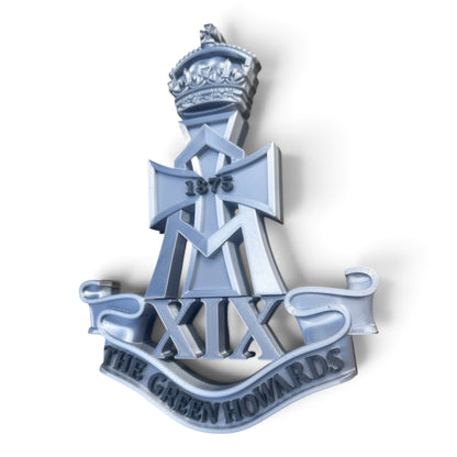 Green Howards Cap Badge Silver & Black - Precision Military Emblems 